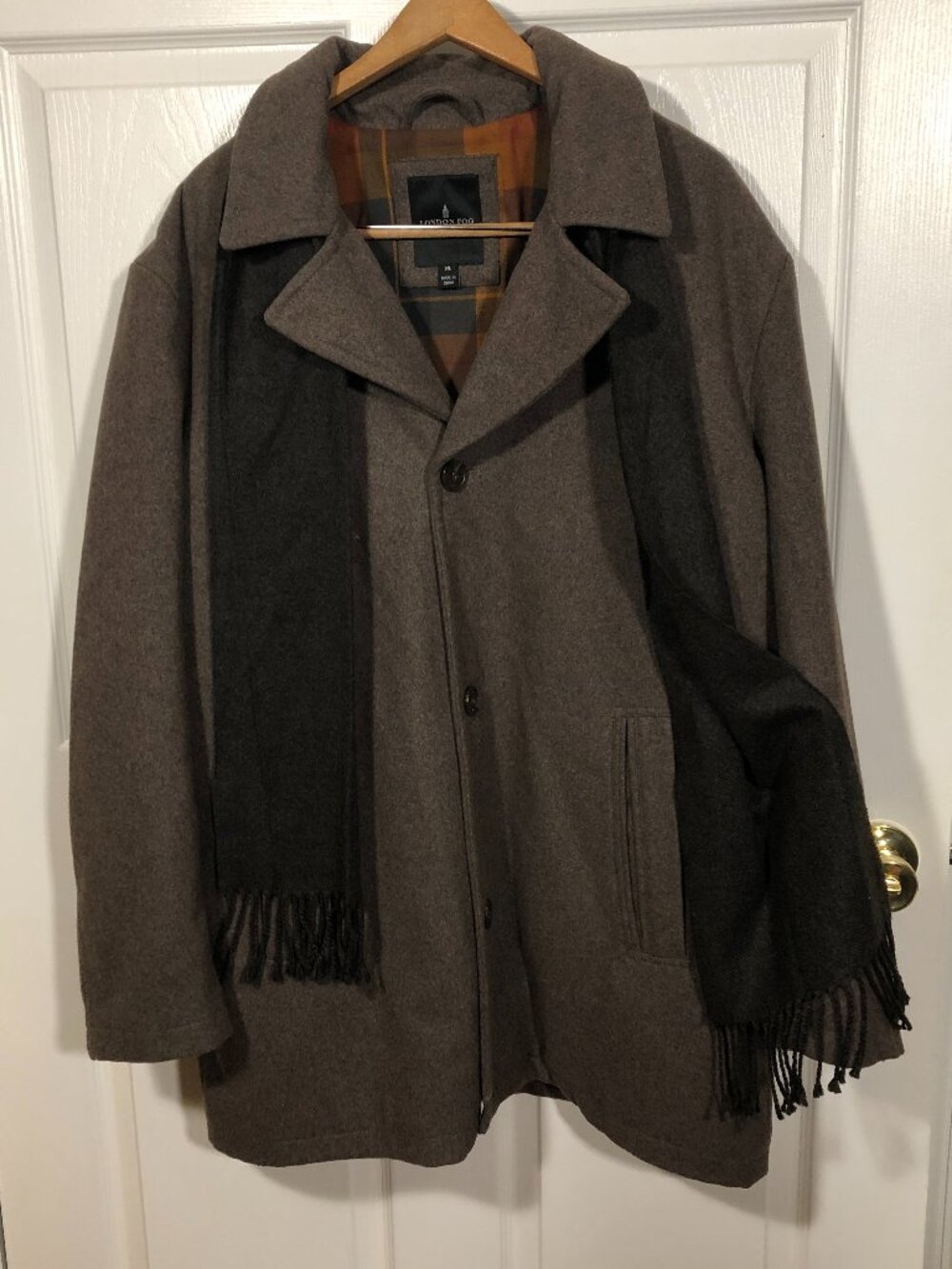 London Fog women wool mix winter brown jacket (with scarf), size XL,